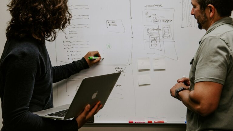 Data Analytics Management in Business